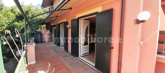 4 bedrooms Villa in Riano, Italy No. 212420 8