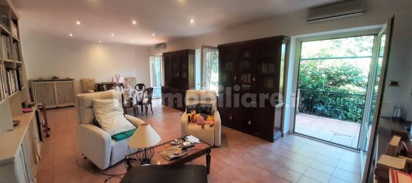 4 bedrooms Villa in Riano, Italy No. 212420 6