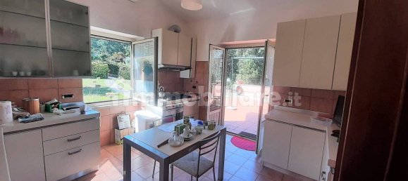 4 bedrooms Villa in Riano, Italy No. 212420 11