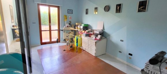 5-Zimmer Wohnung in Pescara, Italy, Nr. 32273 12