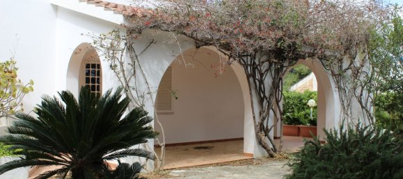 Villa de 6 dormitorios en Ostuni, Italy No. 372769 3