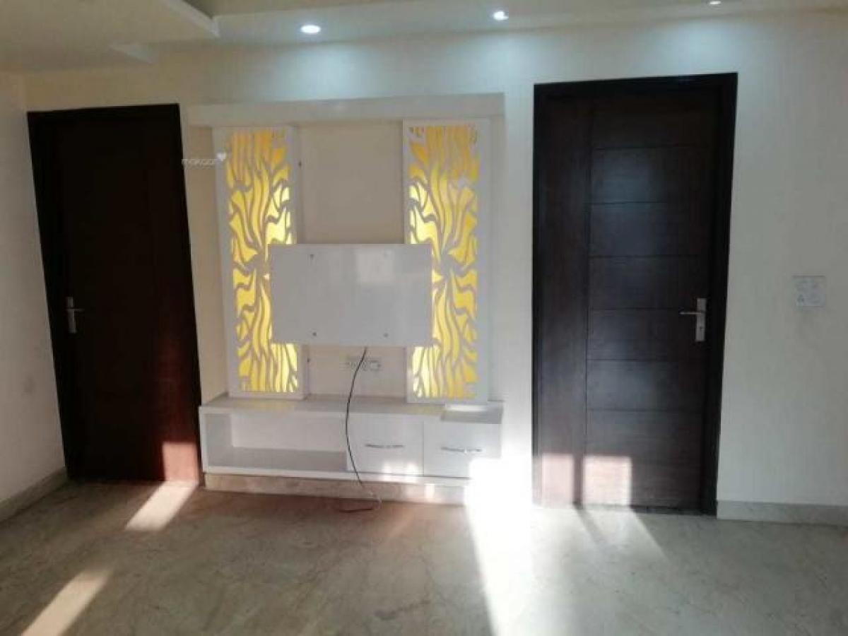 3 bedrooms House in Ghaziabad, India No. 17575
