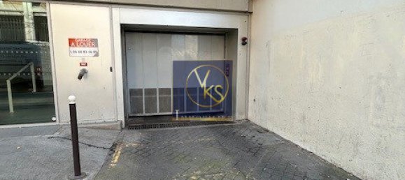 Garage in Paris, France 8m², Nr. 334674 4