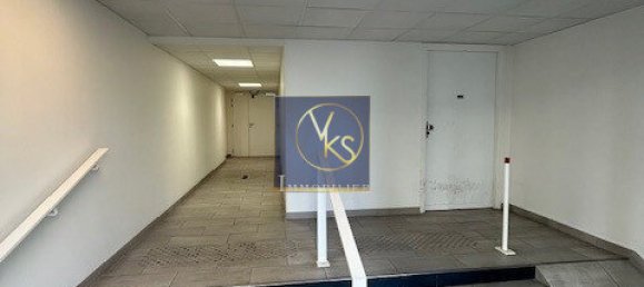 Garage in Paris, France 8m², Nr. 334674 3