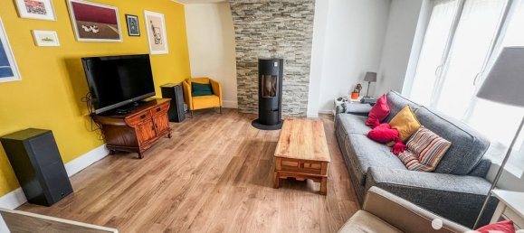 4 bedrooms House in Saint-Pierre-les-Elbeuf, France No. 353147 2