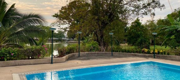 2 bedrooms Apartment in Bangkok, Thailand No. 24529 2