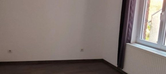 3 chambres Maison à Saint-Quentin, France No. 212587 12