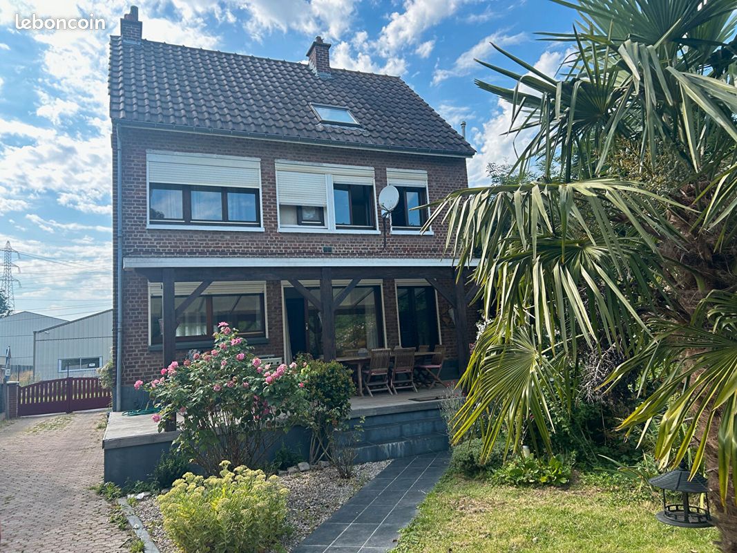 4 bedrooms House in Saint-Saulve, France No. 261319