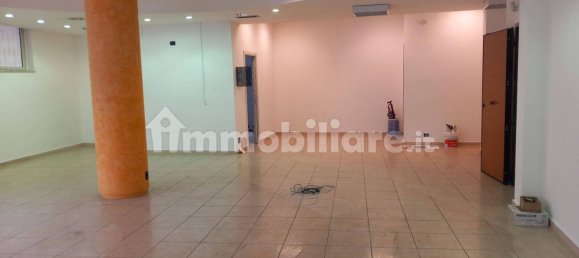 Коммерческая недвижимость 125м² в Катания, Италия № 256111 5