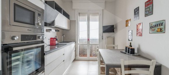 4غرفة شقة في Reggio Emilia, Italy رقم 33636 8