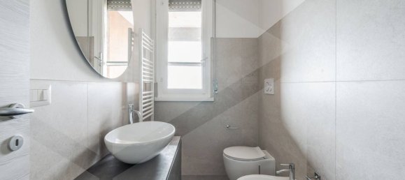 4غرفة شقة في Reggio Emilia, Italy رقم 33636 15