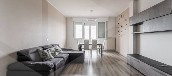 4غرفة شقة في Reggio Emilia, Italy رقم 33636 3