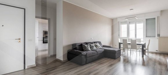 4غرفة شقة في Reggio Emilia, Italy رقم 33636 2