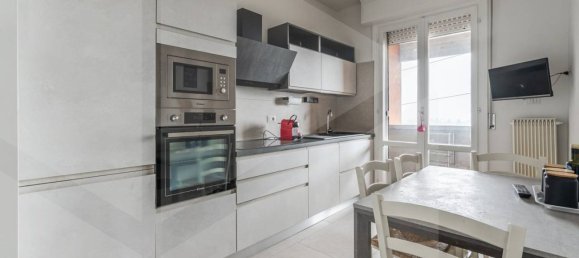 4غرفة شقة في Reggio Emilia, Italy رقم 33636 7