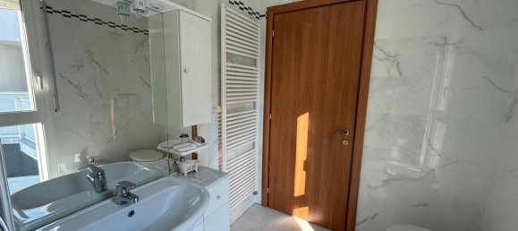 4-Zimmer Wohnung in Parma, Italy, Nr. 139319 20