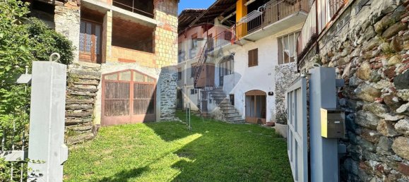 4 rooms Apartment in Lessolo, Italy No. 269659 2