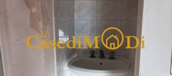 Дом с 4 комнатами в Санта Луче, Италия № 352486 32