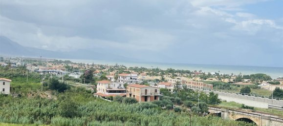 Villa de 9 habitaciónes en Campofelice di Roccella, Italy No. 175844 9