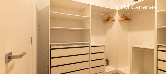 5 bedrooms Villa in Torviscas, Spain No. 5371 18