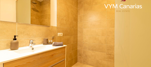 5 bedrooms Villa in Torviscas, Spain No. 5371 3