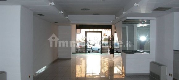 4غرفة عقار تجاري في Milan, Italy رقم 331053 8