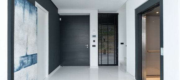 Вилла с 5 спальнями в Малага, Испания № 43086 27