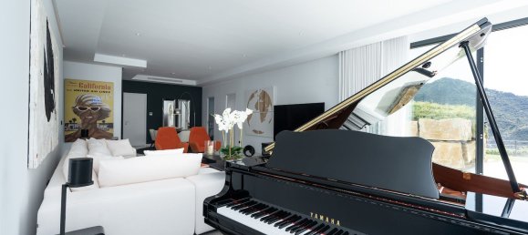 Вилла с 5 спальнями в Малага, Испания № 43086 17