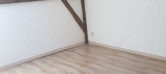 5 Schlafzimmer Haus in Courtisols, France, Nr. 59412 11