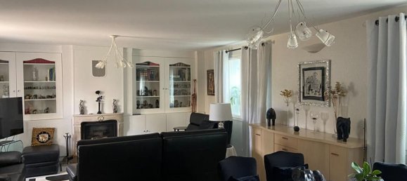 3 bedrooms House in Nevers, France No. 208051 14