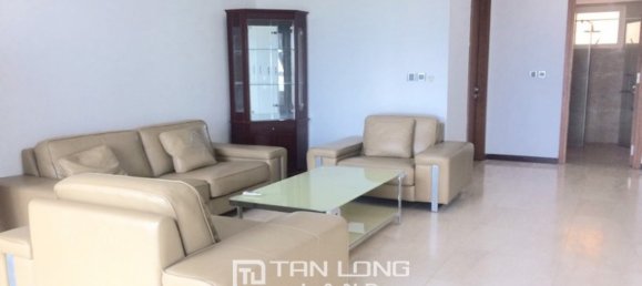 3 bedrooms Apartment in Tay Ho, Vietnam No. 1062 3