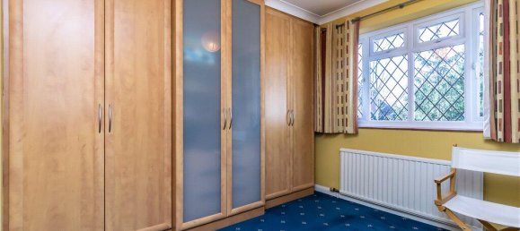 5 bedrooms House in Croydon, United Kingdom No. 7971 20