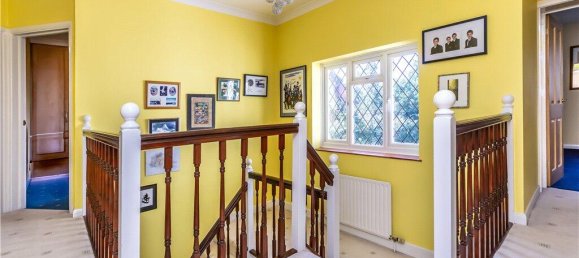 5 bedrooms House in Croydon, United Kingdom No. 7971 13