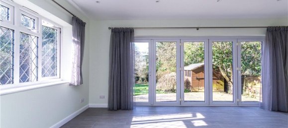 5 bedrooms House in Croydon, United Kingdom No. 7971 6