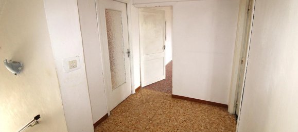 5غرفة شقة في Govone, Italy رقم 111212 18