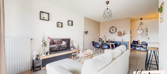 1 bedroom Apartment in Chassieu, France No. 302287 6