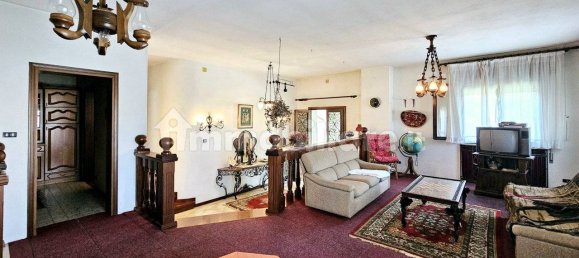 Villa de 3 dormitorios en Padua, Italy No. 80104 22