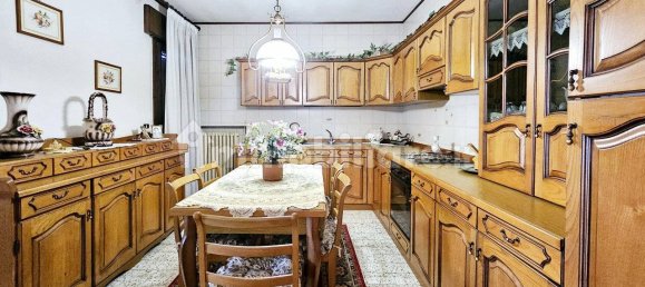 Villa de 3 dormitorios en Padua, Italy No. 80104 9