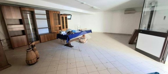 2 Schlafzimmer Haus in Valsamoggia, Italy, Nr. 311369 14