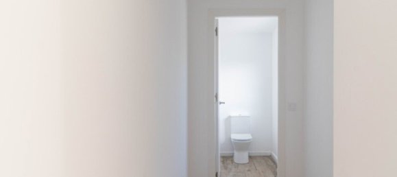 3 bedrooms House in Faro, Portugal No. 128328 8