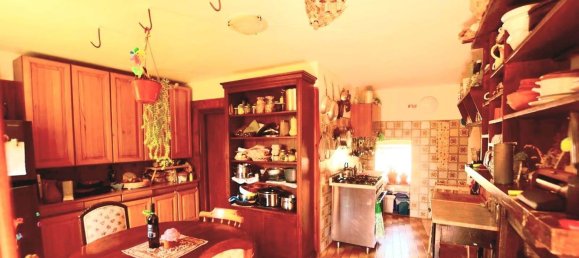 4 bedrooms Apartment in Ferentillo, Italy No. 320039 2