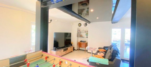 4 bedrooms Villa in Alpes-Maritimes, France No. 345977 9