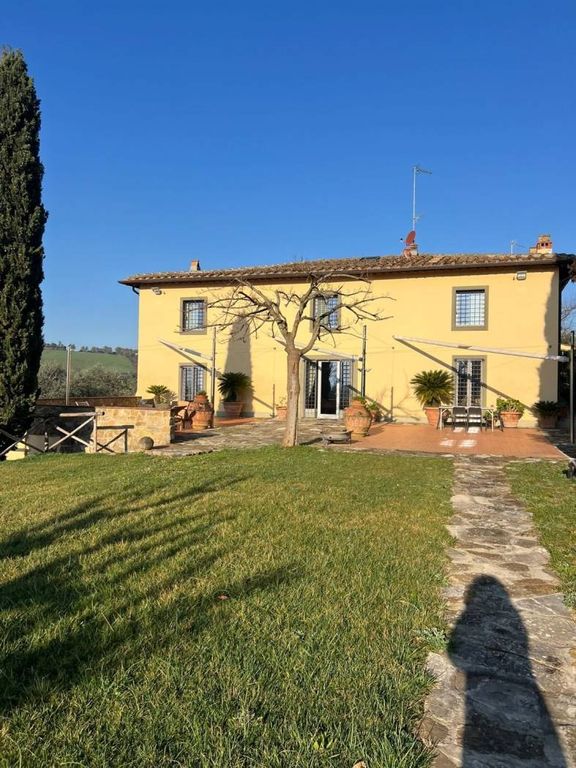 5 bedrooms Villa in Bagno a Ripoli, Italy No. 216803
