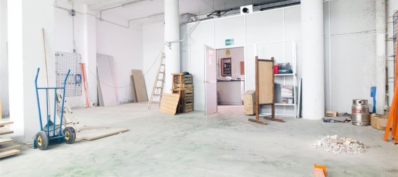 Gewerbliche Immobilie in Zaragoza, Spain 197m², Nr. 67548 13