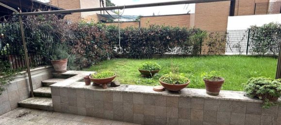 Квартира с 4 комнатами в Рим, Италия № 36801 5