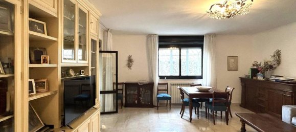 Квартира с 4 комнатами в Рим, Италия № 36801 10