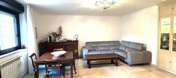 Квартира с 4 комнатами в Рим, Италия № 36801 13