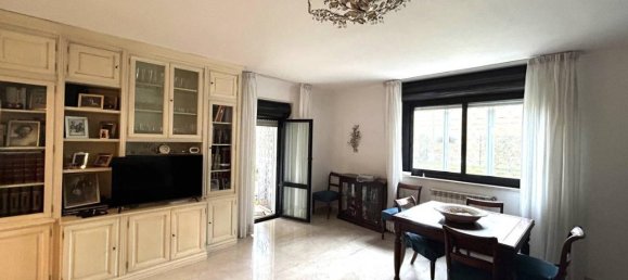 Квартира с 4 комнатами в Рим, Италия № 36801 18