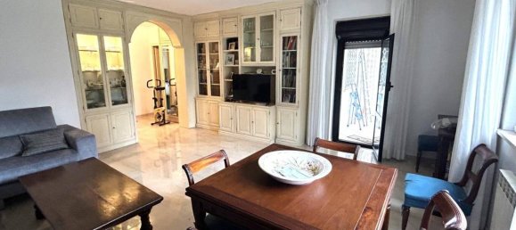 Квартира с 4 комнатами в Рим, Италия № 36801 17