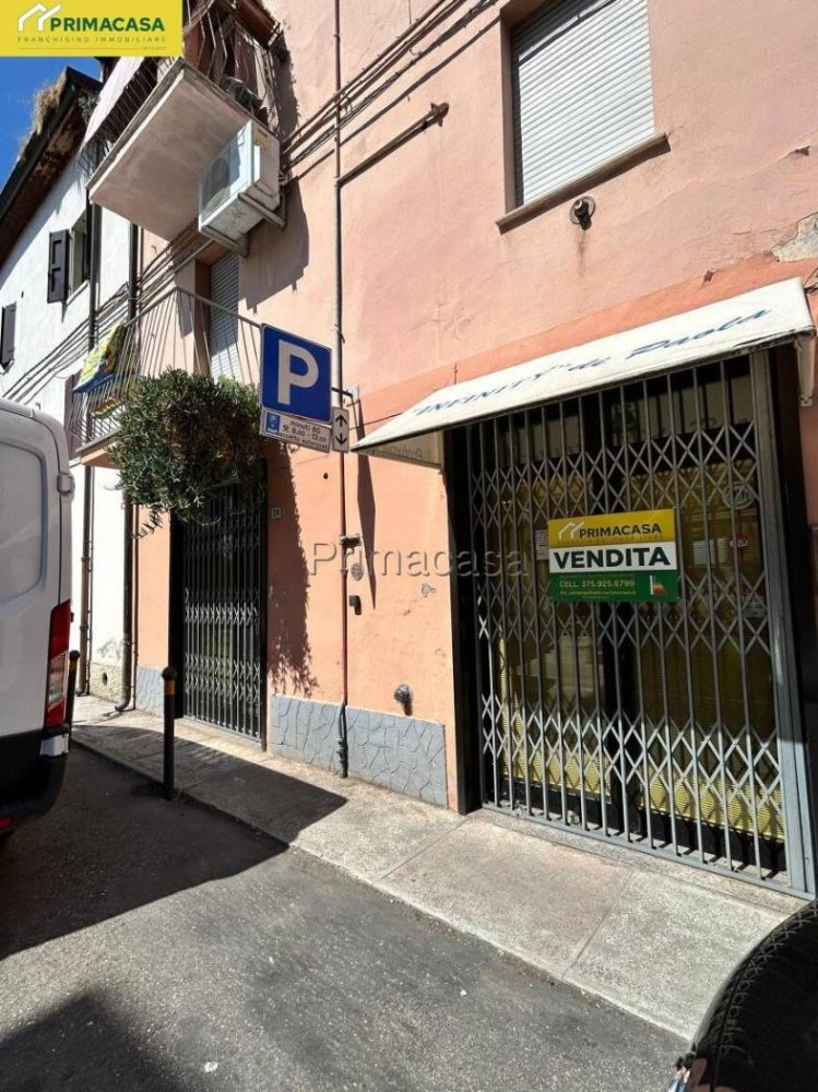 Imóvel comercial de 1 divisão em Campogalliano, Italy N.º 258539