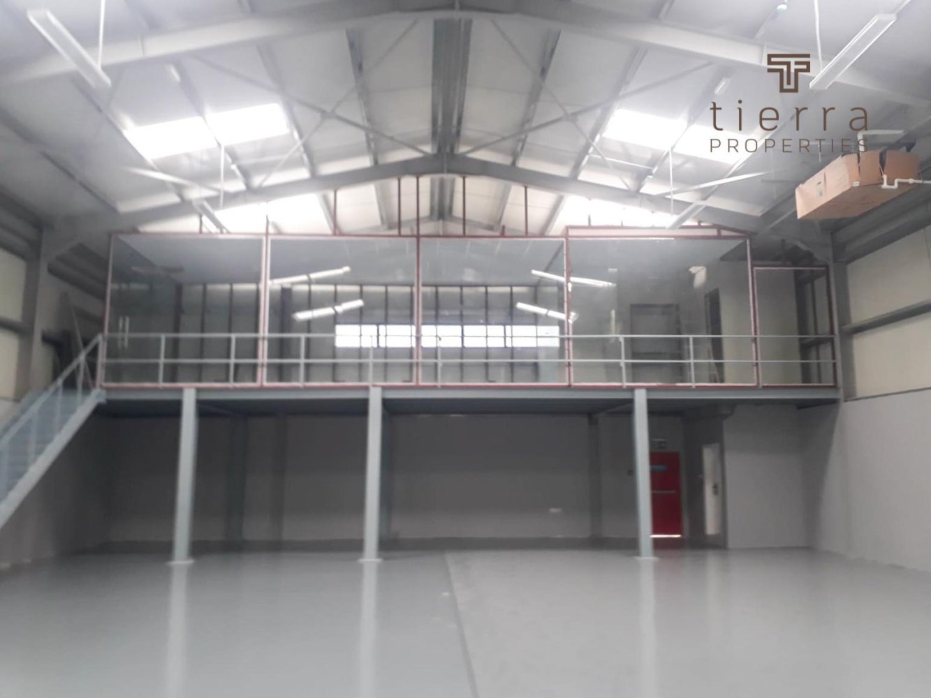 Lagerhaus in Al Quoz, UAE 492.4m², Nr. 41588